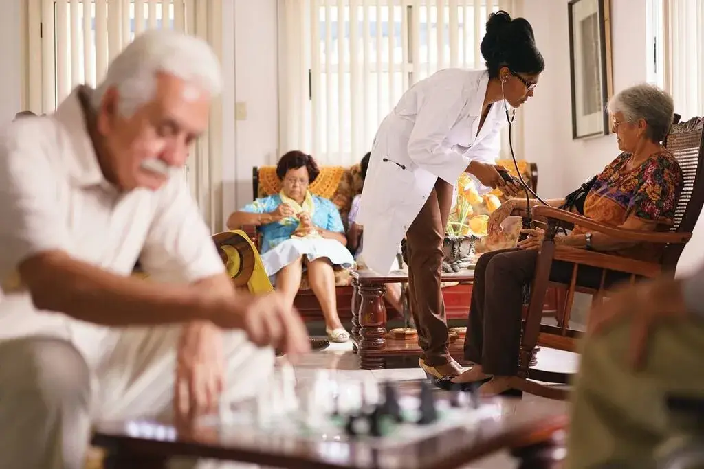 205f295176b2e812dfbe3474c6ca9f76.assisted living2